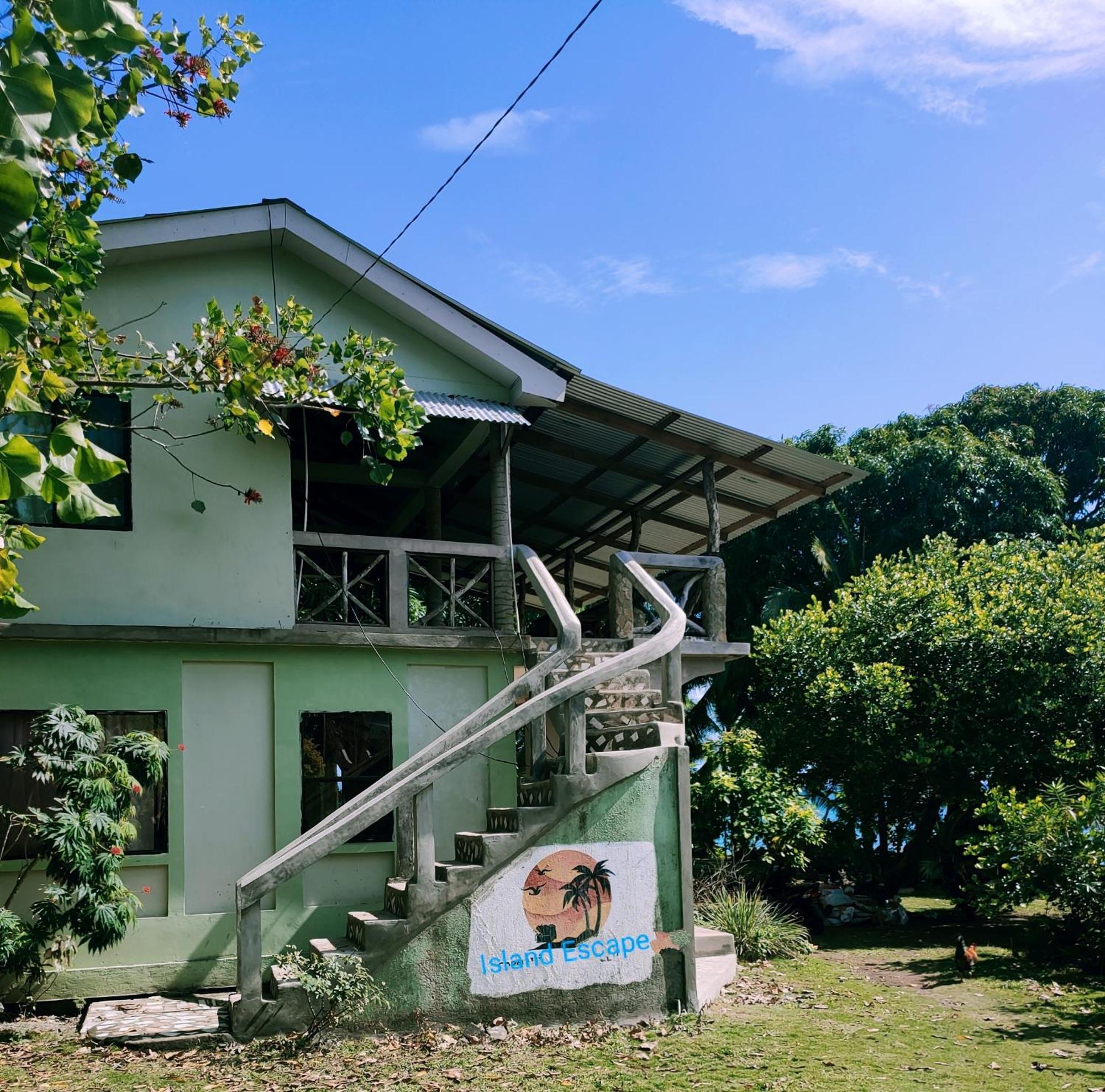 Guesthouse Island Escape South End Εξωτερικό φωτογραφία
